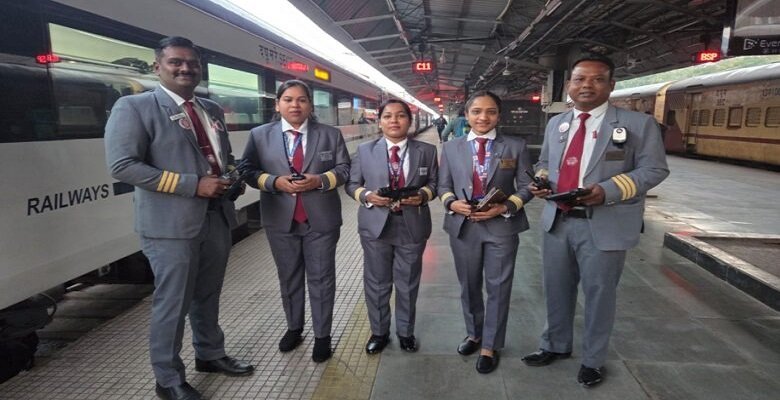 नए साल की बड़ी पहल: वंदे भारत एक्सप्रेस में अब महिला टीसी संभालेंगी कमान